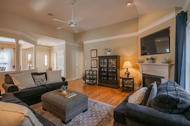 6 Reserve Way, Milford, NH 03055