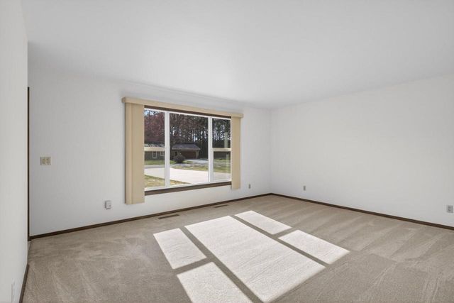 5721 WINTERGREEN DRIVE, Wisconsin Rapids, WI 54494