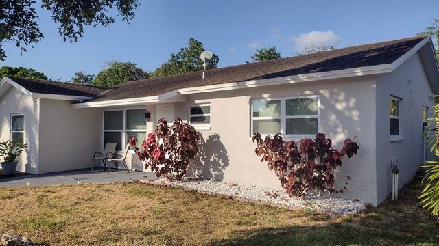 22682 SW 65th, Boca Raton, FL 33428