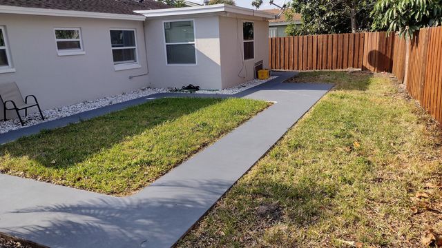 22682 SW 65th, Boca Raton, FL 33428
