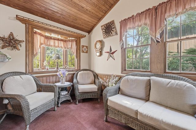 24 W 168th Street, South Holland, IL 60473