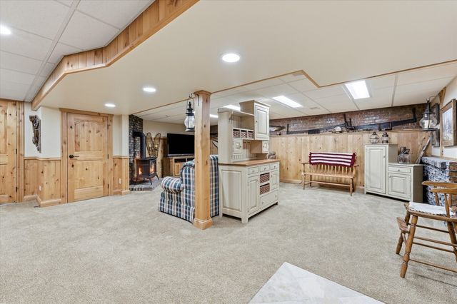 24 W 168th Street, South Holland, IL 60473