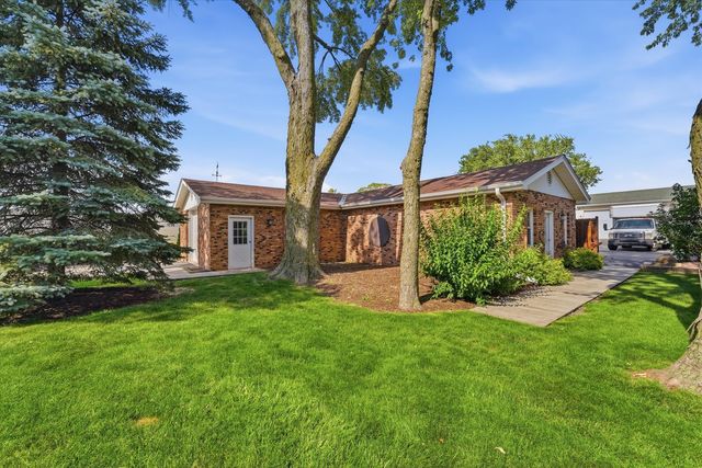 24 W 168th Street, South Holland, IL 60473