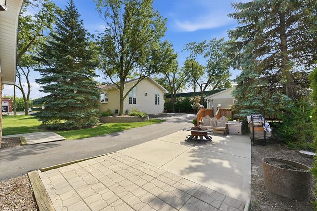 24 W 168th Street, South Holland, IL 60473