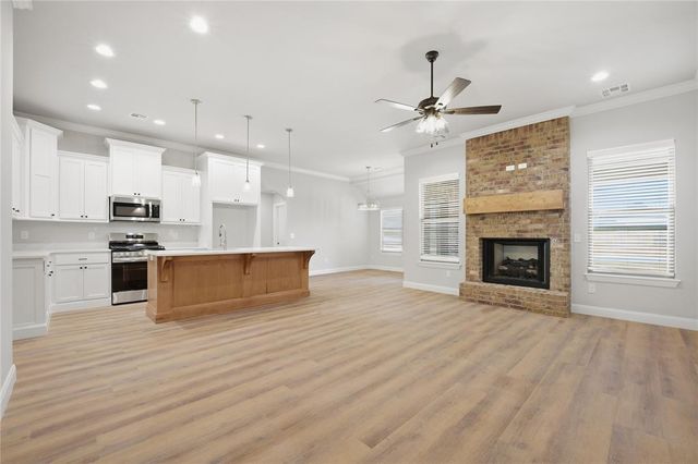667 Almond Blossom Road, Piedmont, OK 73078