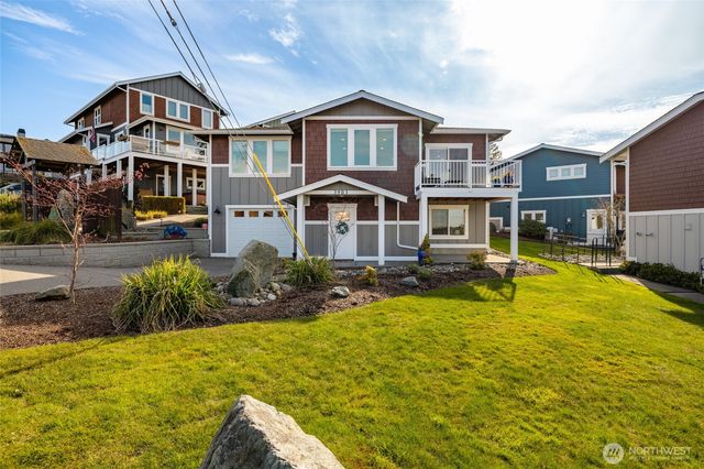 3903 Isle Way, Anacortes, WA 98221
