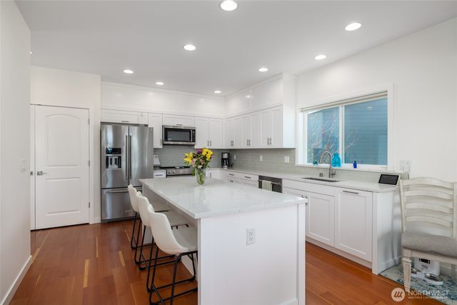3903 Isle Way, Anacortes, WA 98221