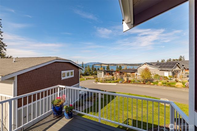 3903 Isle Way, Anacortes, WA 98221