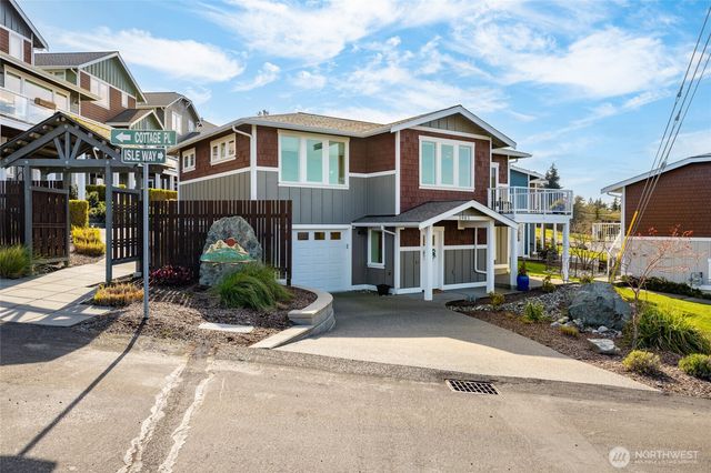 3903 Isle Way, Anacortes, WA 98221