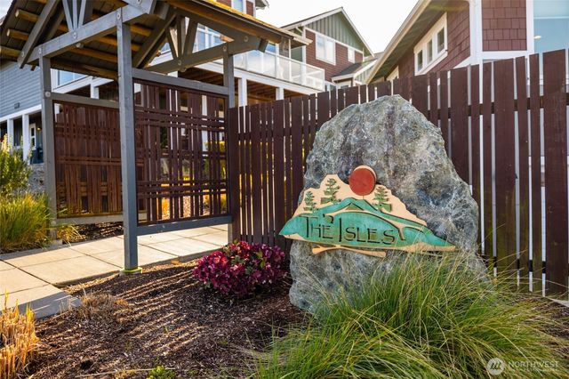 3903 Isle Way, Anacortes, WA 98221