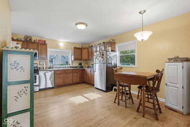 706 S Chestnut Street, Seymour, IN 47274
