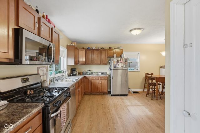 706 S Chestnut Street, Seymour, IN 47274