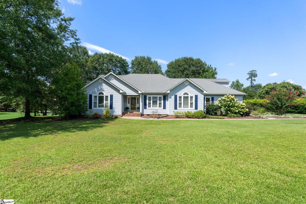 8 Nigh Oak Trace, Greer, SC 29651