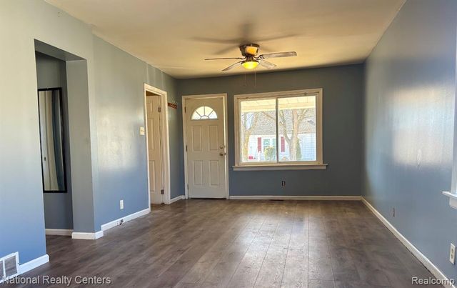 22778 Tuscany Avenue, Eastpointe, MI 48021