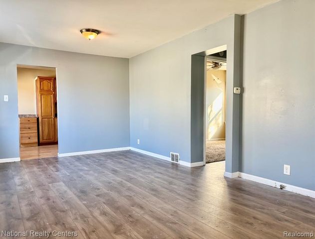 22778 Tuscany Avenue, Eastpointe, MI 48021