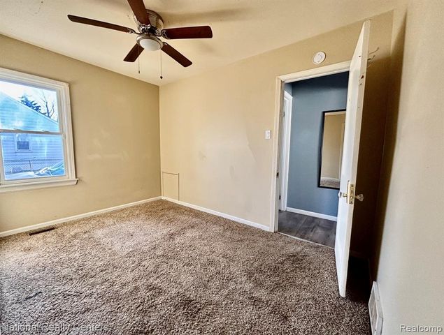 22778 Tuscany Avenue, Eastpointe, MI 48021