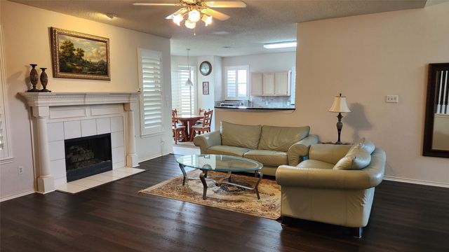 1381 Wentworth Drive, Lewisville, TX 75067
