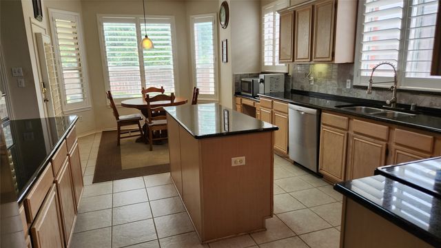 1381 Wentworth Drive, Lewisville, TX 75067