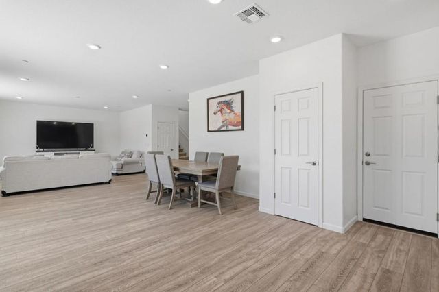2091 Mint Drive, Hollister, CA 95023