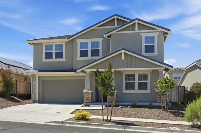 2091 Mint Drive, Hollister, CA 95023