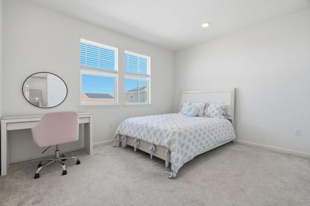2091 Mint Drive, Hollister, CA 95023