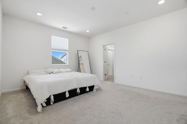 2091 Mint Drive, Hollister, CA 95023