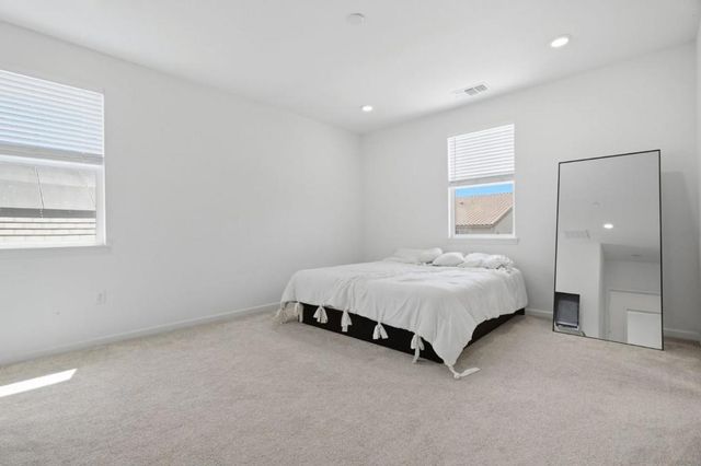 2091 Mint Drive, Hollister, CA 95023