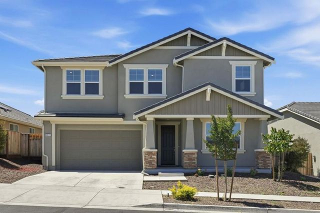 2091 Mint Drive, Hollister, CA 95023