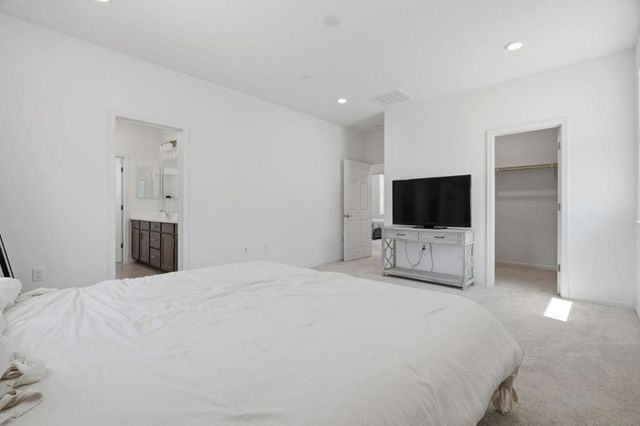 2091 Mint Drive, Hollister, CA 95023