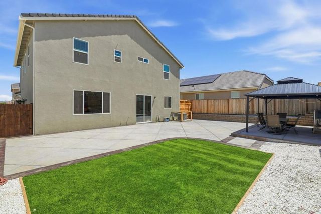2091 Mint Drive, Hollister, CA 95023