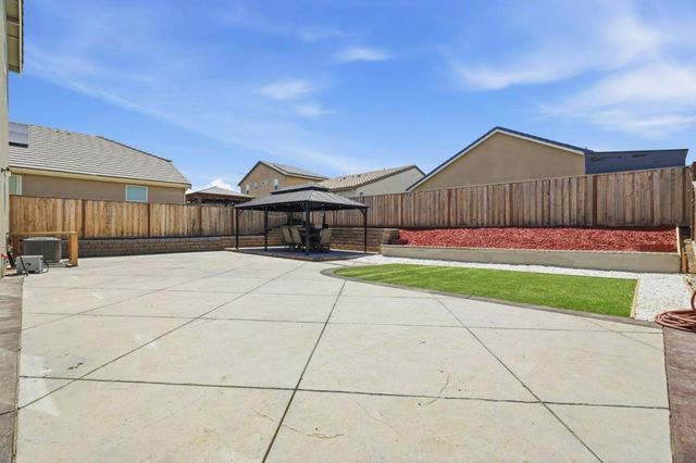 2091 Mint Drive, Hollister, CA 95023