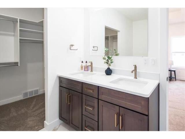 W6886 MCALLISTER DRIVE, Greenville, WI 54942