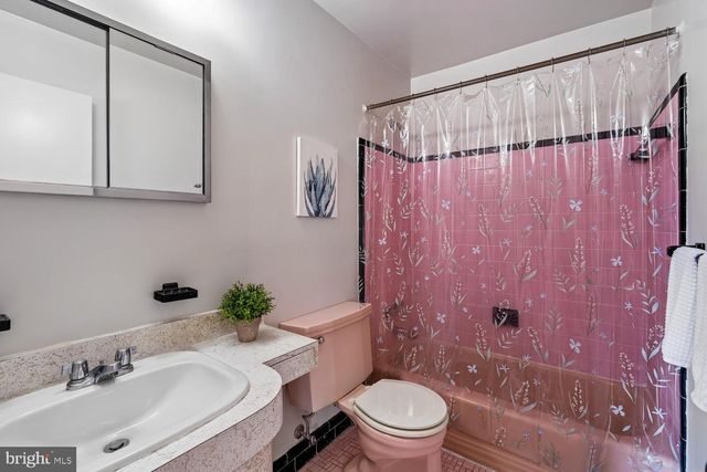7608 WELLESLEY DR, College Park, MD 20740