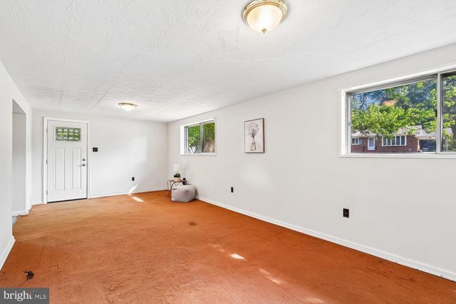 7608 WELLESLEY DR, College Park, MD 20740