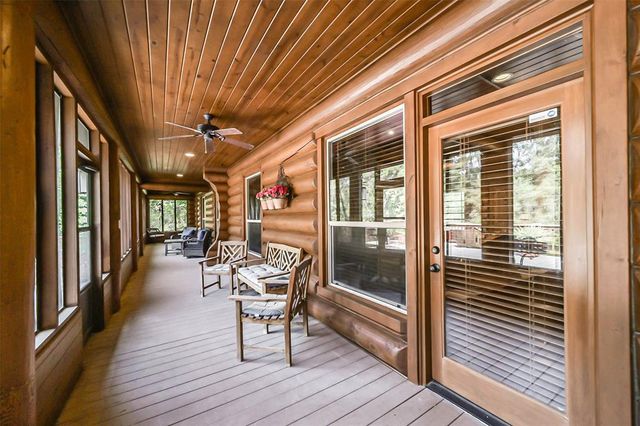 72 Artesian Avenue, Cleveland, TX 77327