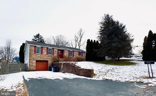 1835 CHERRY ST, Upper Chichester, PA 19061