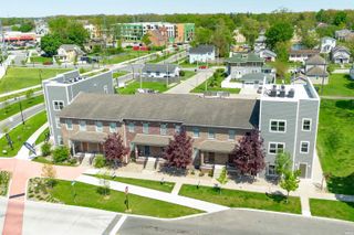 748 N Notre Dame Avenue, South Bend, IN 46617