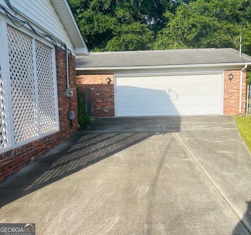 2235 Lyn Court, Macon, GA 31206
