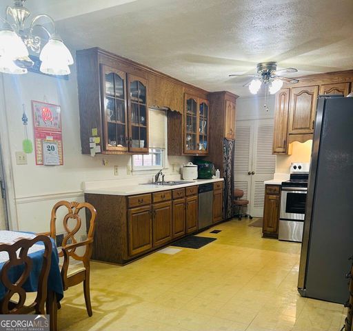 2235 Lyn Court, Macon, GA 31206