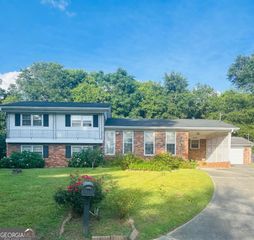 2235 Lyn Court, Macon, GA 31206