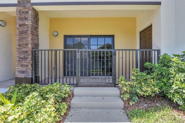 630 NE 14th Court 101, Fort Lauderdale, FL 33304