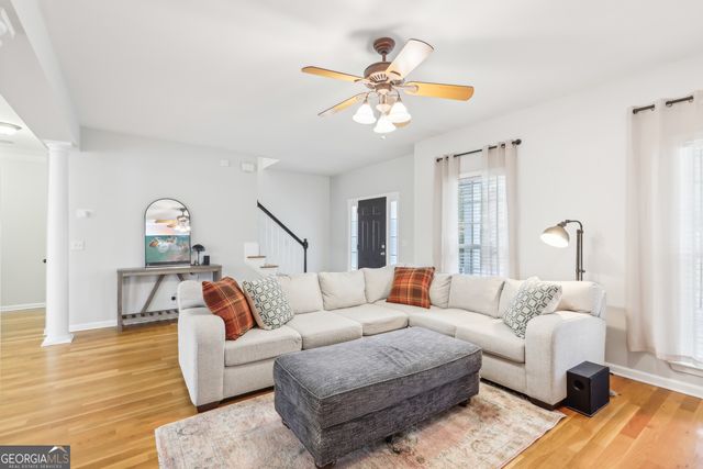 49 High Point Circle, Newnan, GA 30265