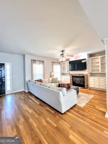 49 High Point Circle, Newnan, GA 30265