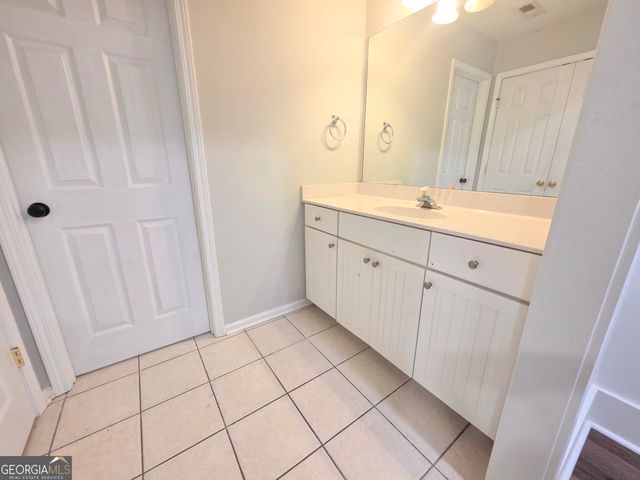 49 High Point Circle, Newnan, GA 30265