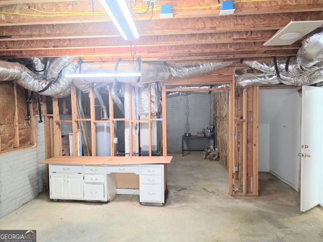 49 High Point Circle, Newnan, GA 30265