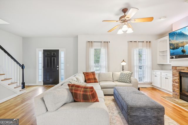 49 High Point Circle, Newnan, GA 30265