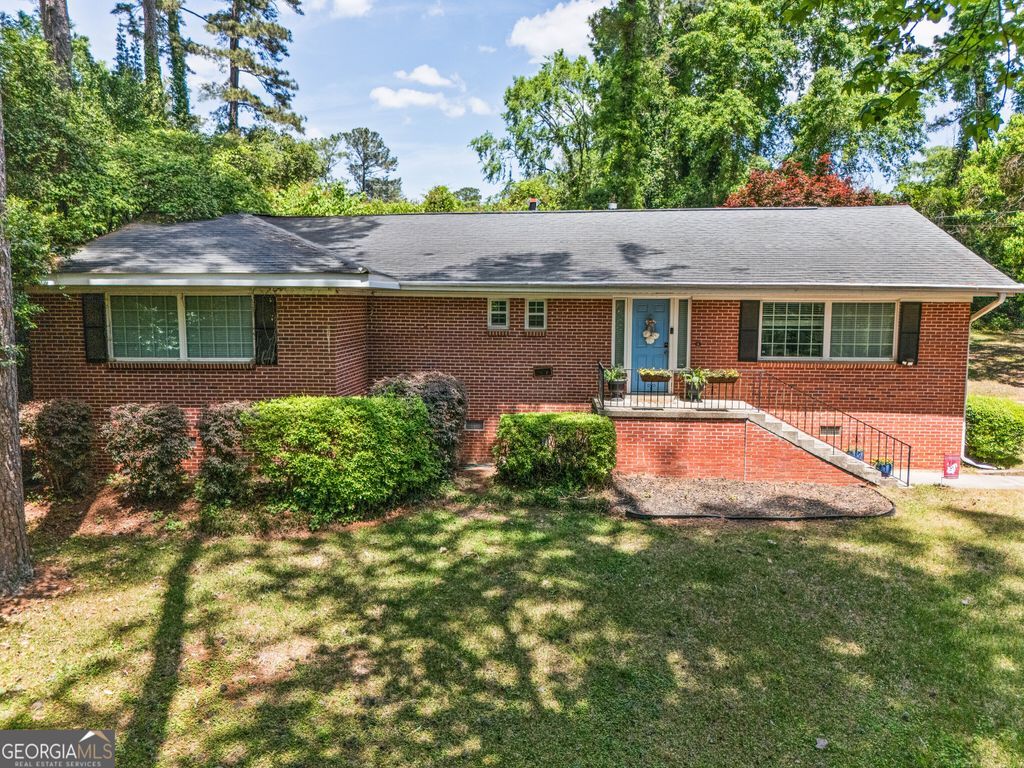 201 Lakeside Drive, Milledgeville, GA 31061