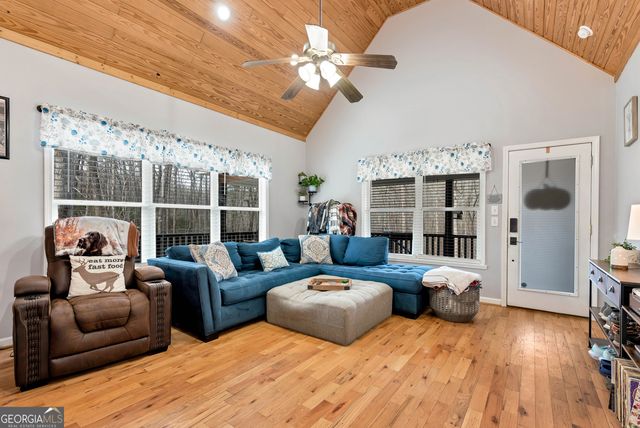 453 Ivy Hills Drive, Cleveland, GA 30528