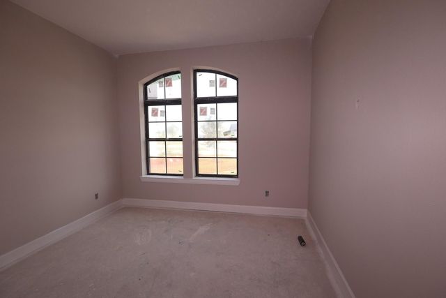 12302 Denham Drive, Mont Belvieu, TX 77523