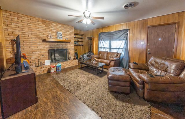 2408 33rd Street, Lubbock, TX 79411